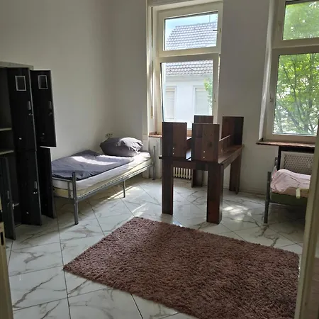 1 Montageunterkunft Und Apartament *