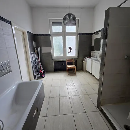 1 Montageunterkunft Und Apartmán Oberhausen (North Rhine-Westphalia)
